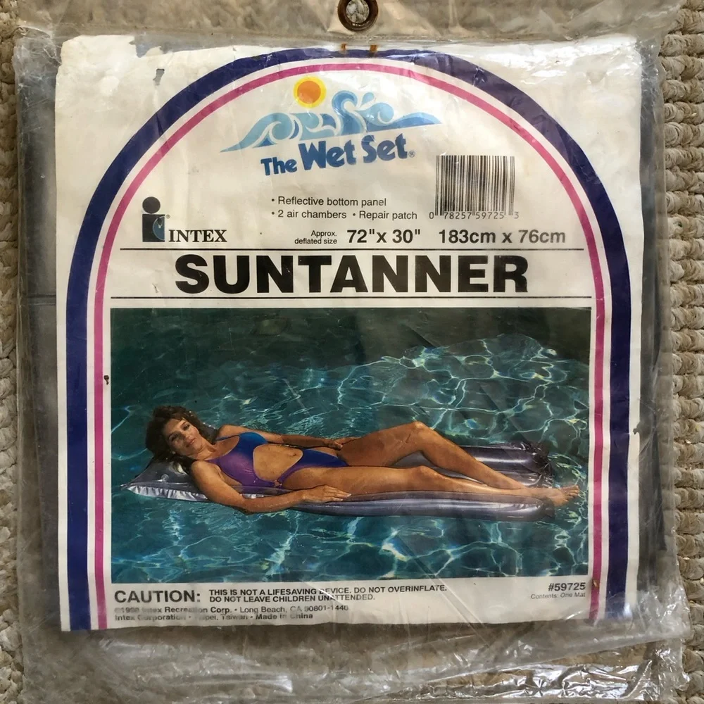 Intex Suntanner Pool Float - Picture 1 of 1